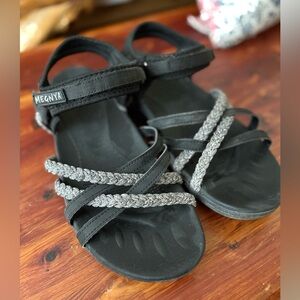 MEGNYA Black Sandals with Silver Braided Straps